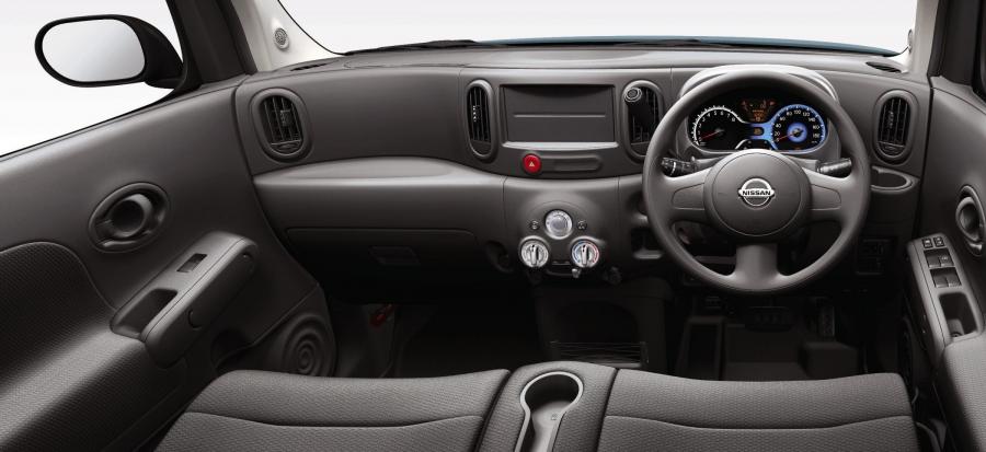  Nissan Cube 2009 года  (фото 20 из 137)
